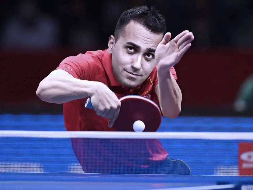 luigi di maio ping pong