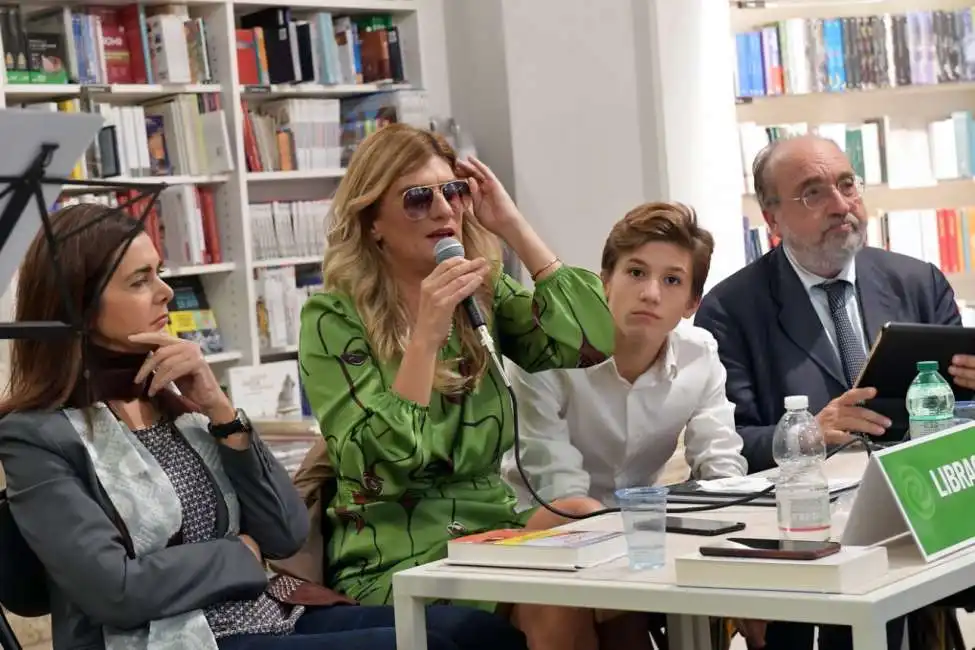 laura boldrini federica angeli con il figlio lorenzo e beppe giulietti foto di bacco