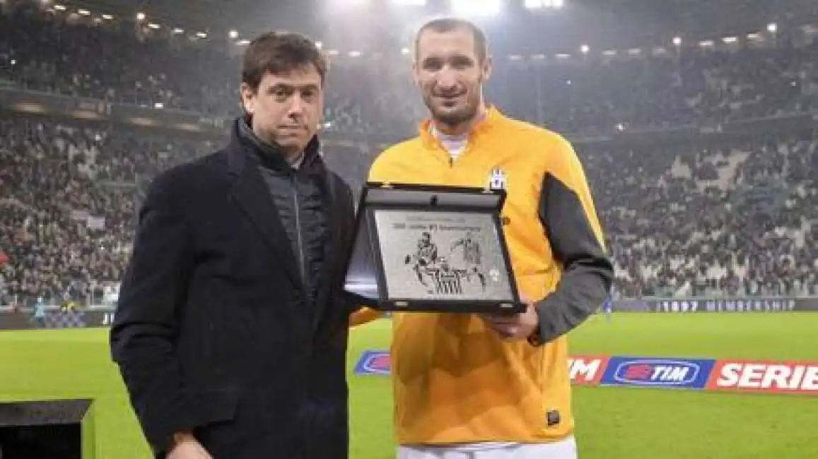 agnelli chiellini 19