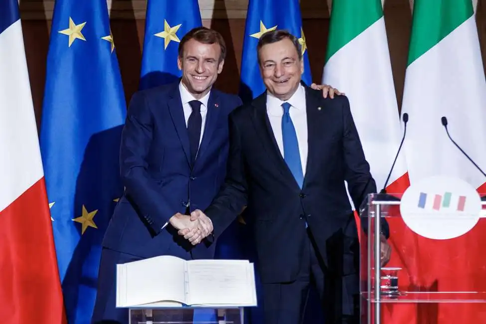 emmanuel macron e mario draghi