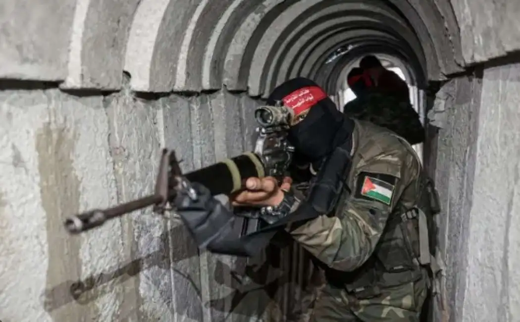 i tunnel di hamas sotto gaza