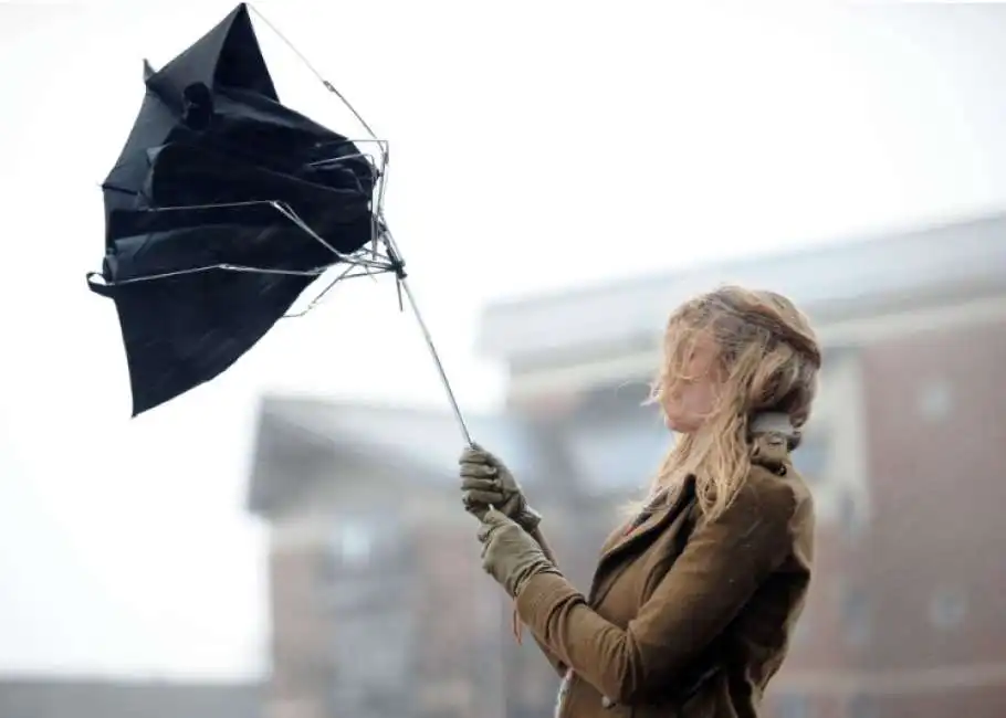 maltempo vento e pioggia previsioni meteo