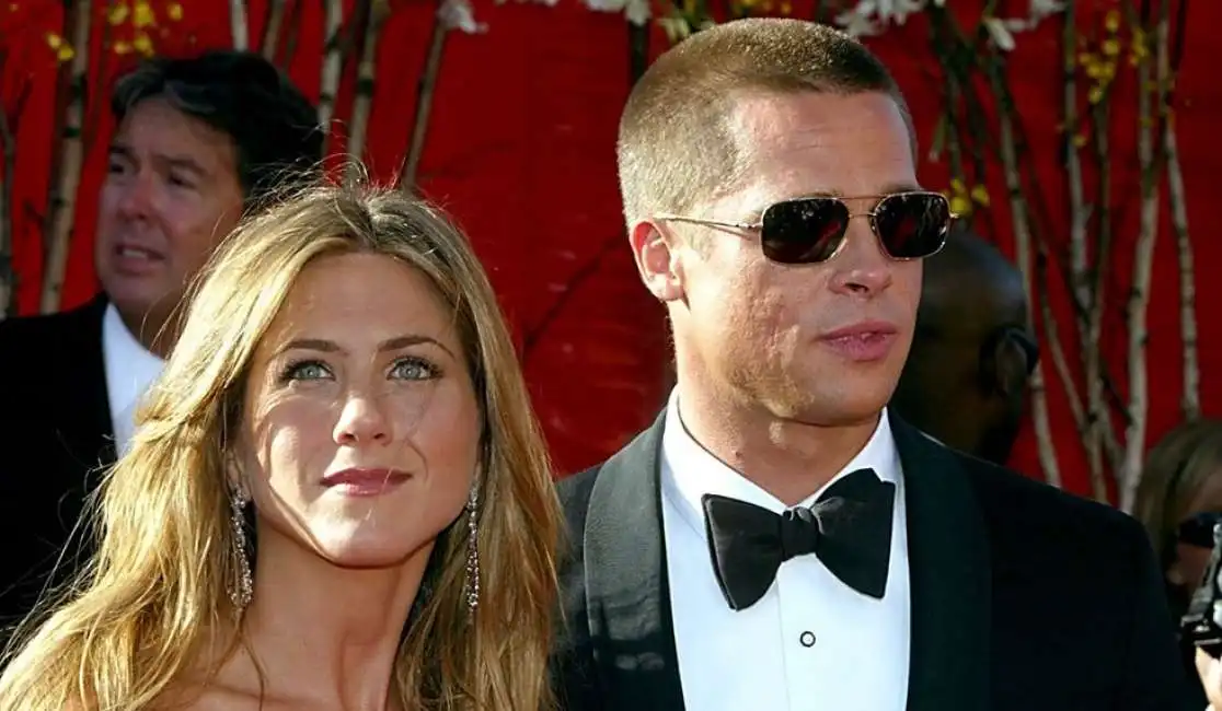 aniston brad pitt