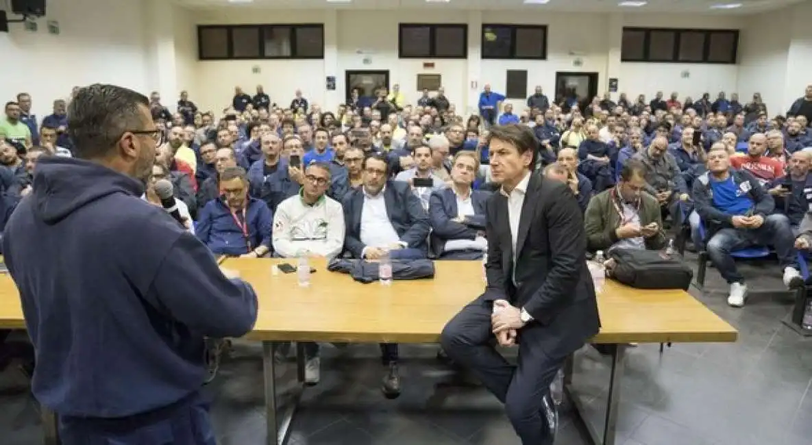 giuseppe conte a taranto