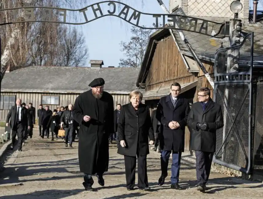 merkel auschwitz