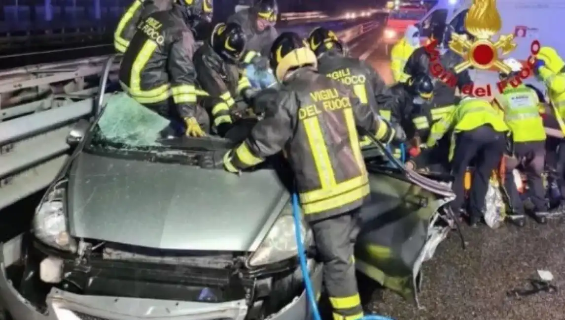 incidente mortale autostrada tangenziale ovest milano