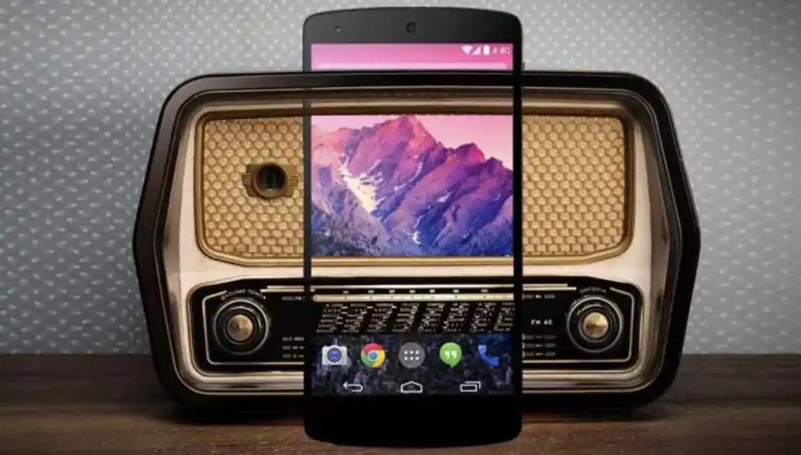 radio smartphone