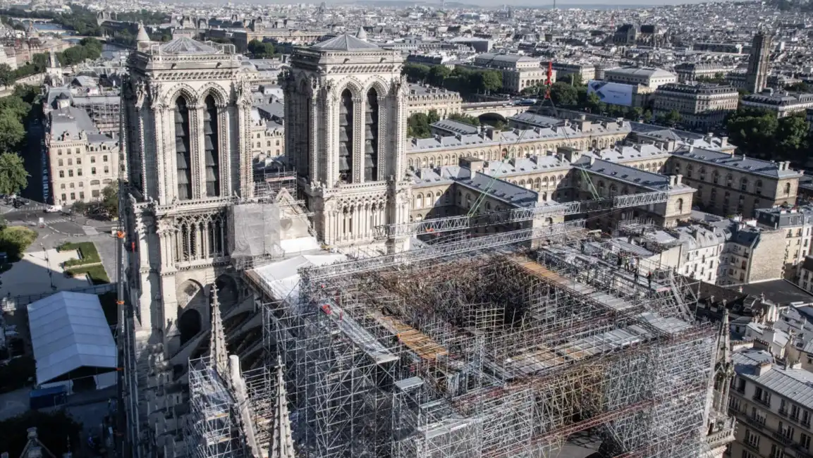 lavori restauro notre dame