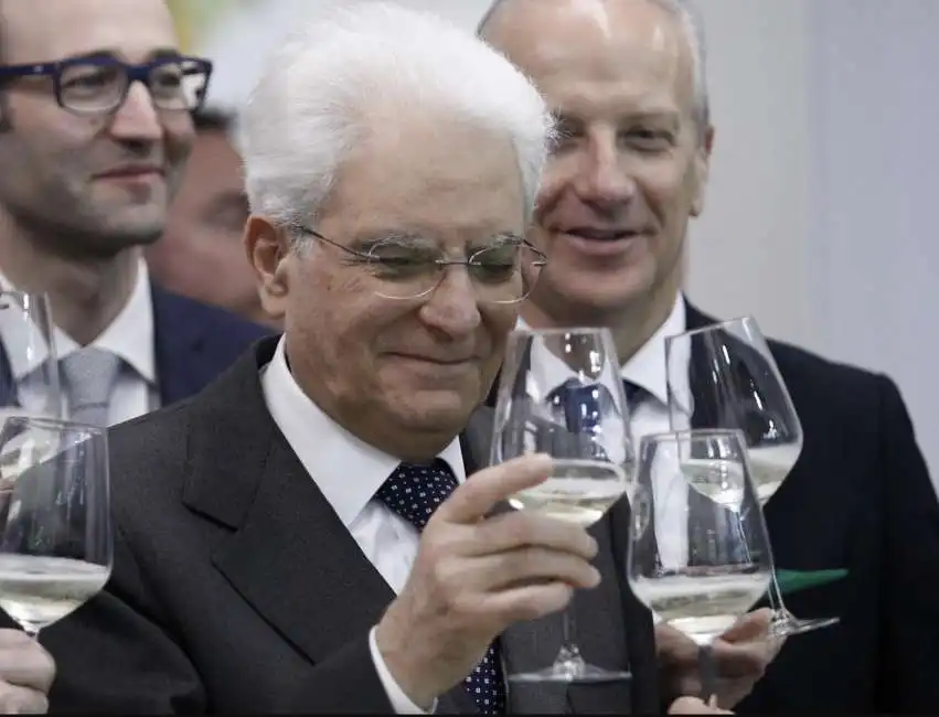 sergio mattarella brindisi 