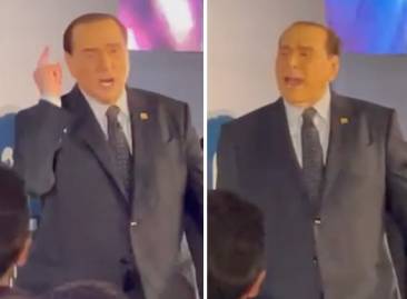 silvio berlusconi canta l'inno di forza italia alla convention di napoli 