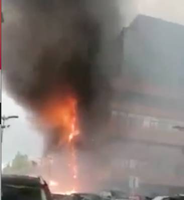 incendio grand setun plaza di mosca 2