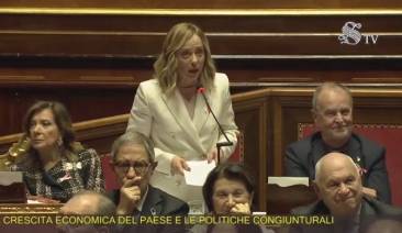 giorgia meloni contro matteo renzi in senato